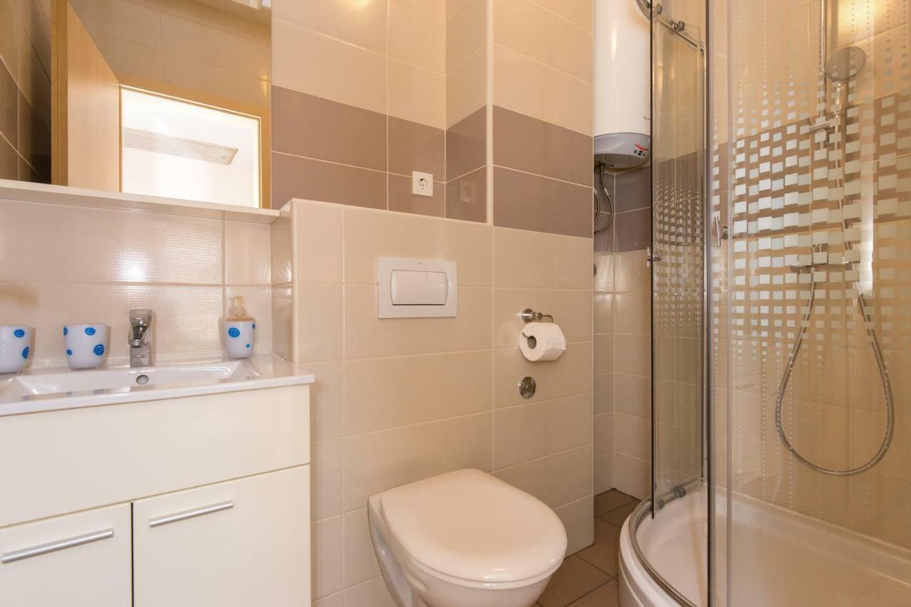 Apartments Marta Krk Town Luaran gambar