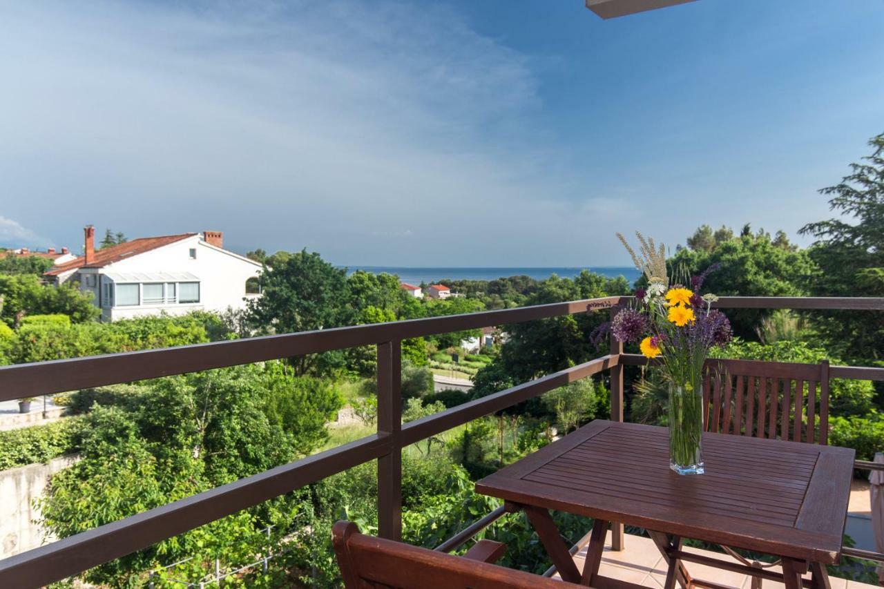 Apartments Marta Krk Town Luaran gambar