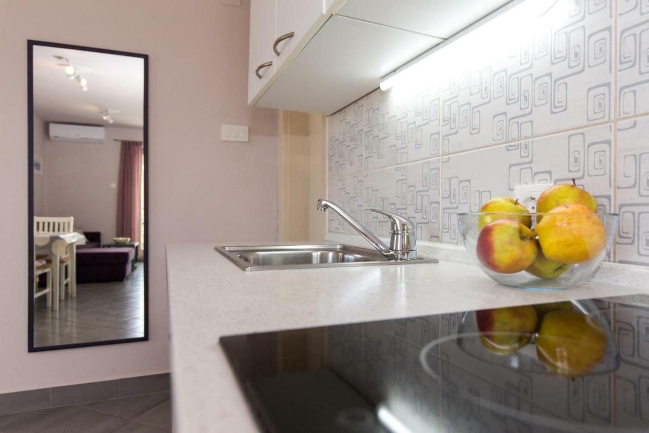 Apartments Marta Krk Town Luaran gambar